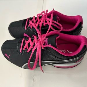 Pumas soft foam optimal comfort, color black,pinky and silver👌
